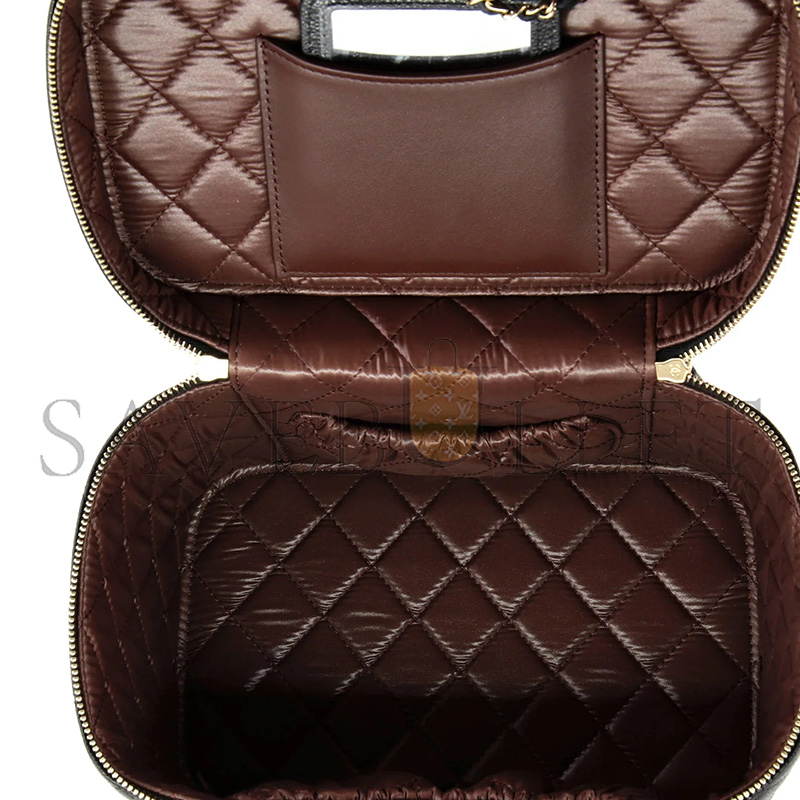 CHANEL CLASSIC VANITY CASE QUILTED CAVIAR MEDIUM (22*15*13cm) 